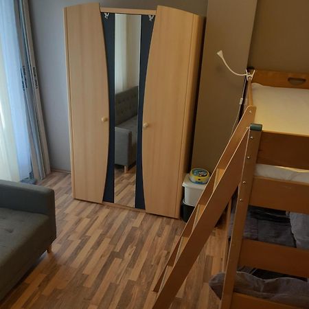 Prague Apartment In Most Near Golf Club, Aqua-Hipo-Autodrom In Most Exterior foto